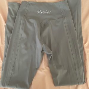 Alphalete leggings